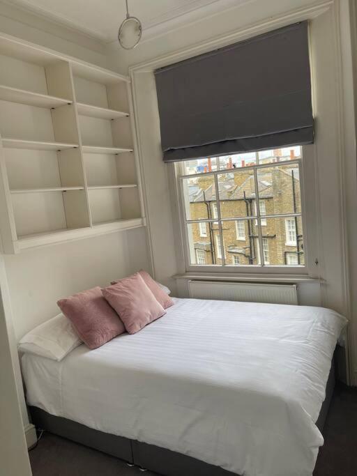 Stunning Grand 2 Bed, 2 Bath Apartment, Londres Exterior foto